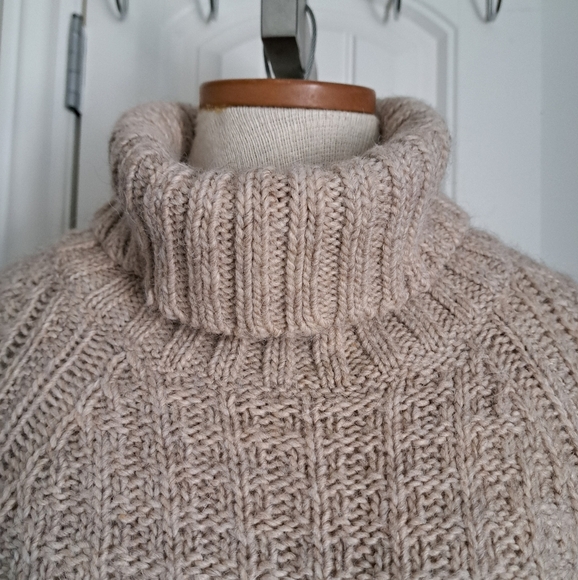 St. ambecco short sleeve turtleneck chunky knit neutral beige acrylic ITALY LG - Picture 6 of 9